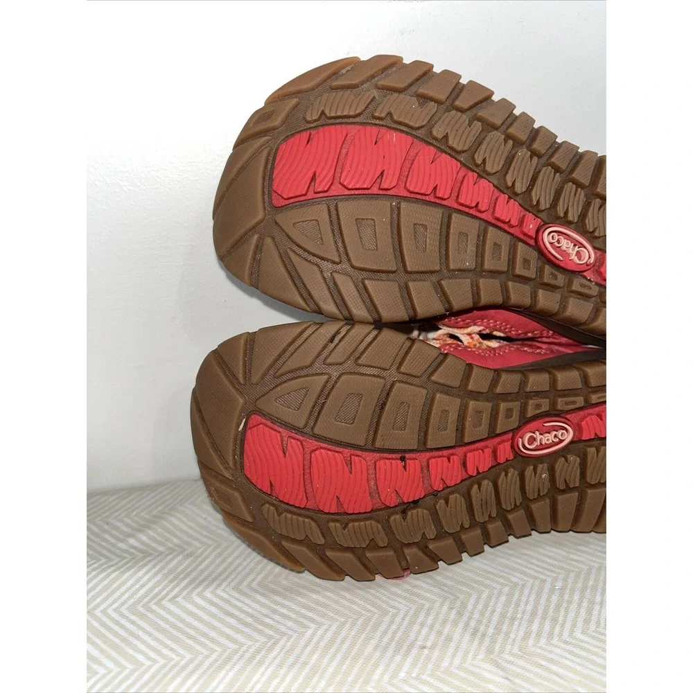 Chaco Kids Junior Outcross‎ 2 Coral Pink Orange Outdoor Hiking Play Shoes Sz 12